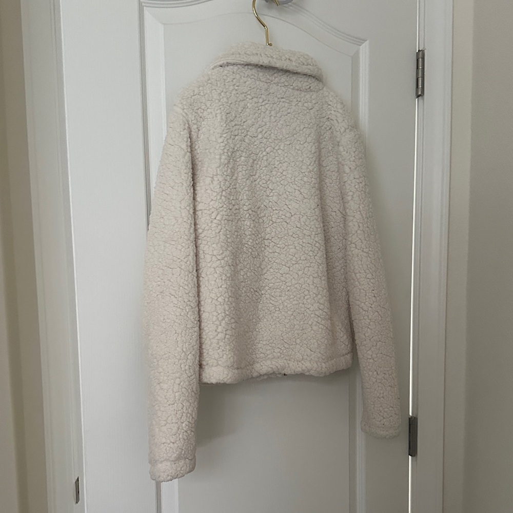 Iris Cream Teddy Jacket - Picture 4 of 4